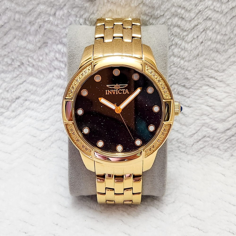 INVICTA II Collection Diamond Accented Mens Watch